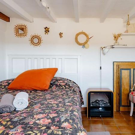 Chambre Atypique Dans Cafe Healthy Saint Paul de Vence Exterior photo
