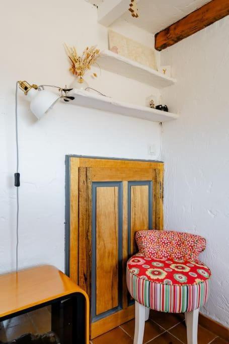 Chambre Atypique Dans Cafe Healthy Saint Paul de Vence Exterior photo
