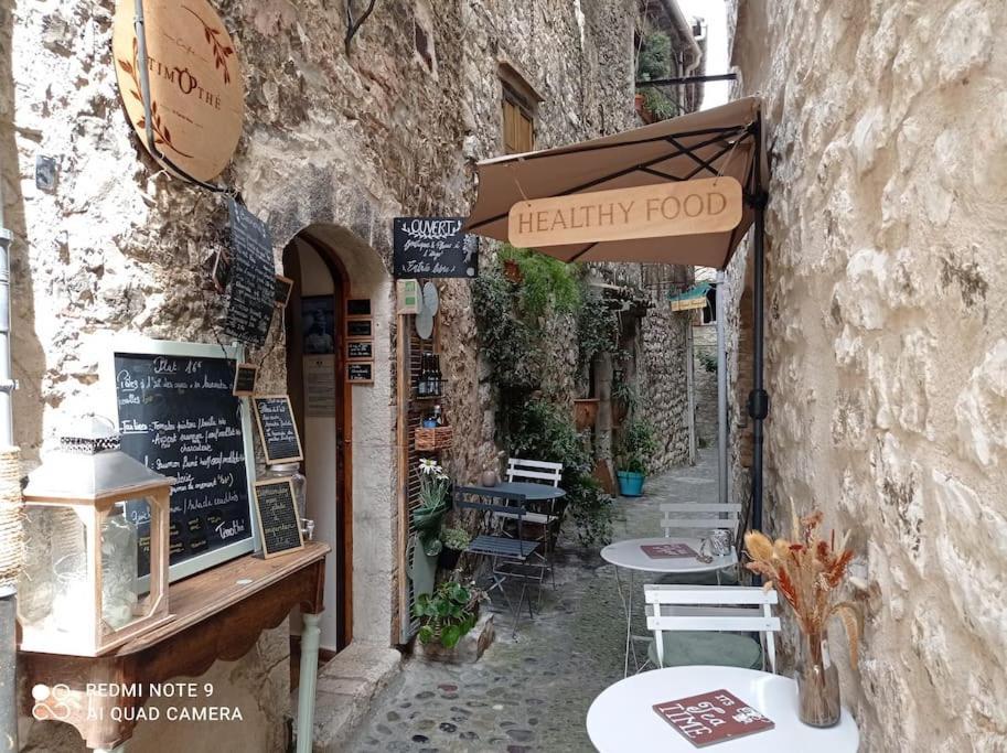 Chambre Atypique Dans Cafe Healthy Saint Paul de Vence Exterior photo